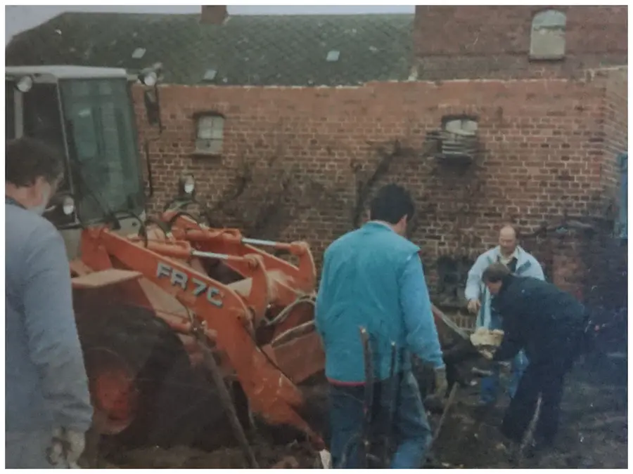 Umbauarbeiten auf dem Firmengelände, 1993 – 1994